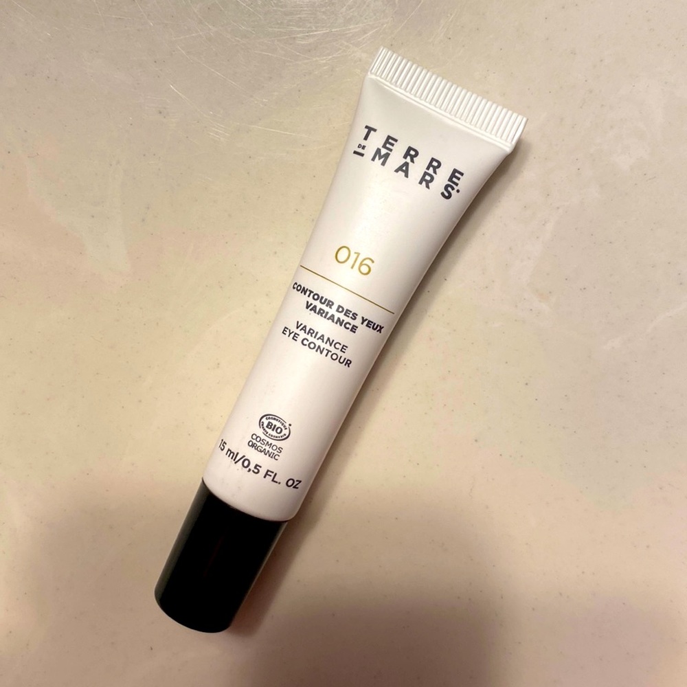 Terre de Mars eye contour